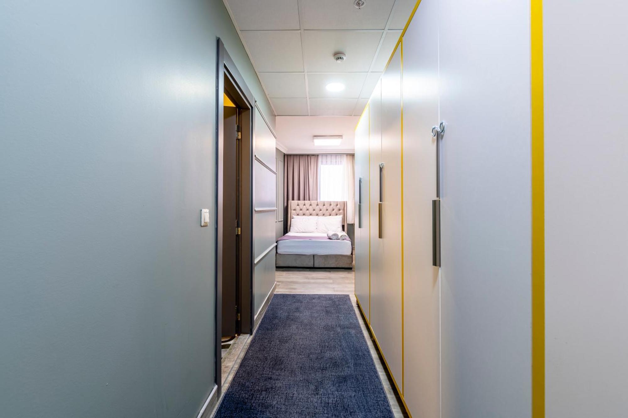 The Royal Luxury Hotel — Photos 3